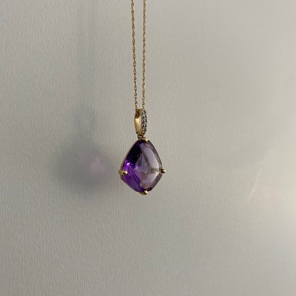 Purple 4.22 Carat Amethyst and Diamond Necklace 18" Yellow 14K Gold Chain - Picture 10 of 12